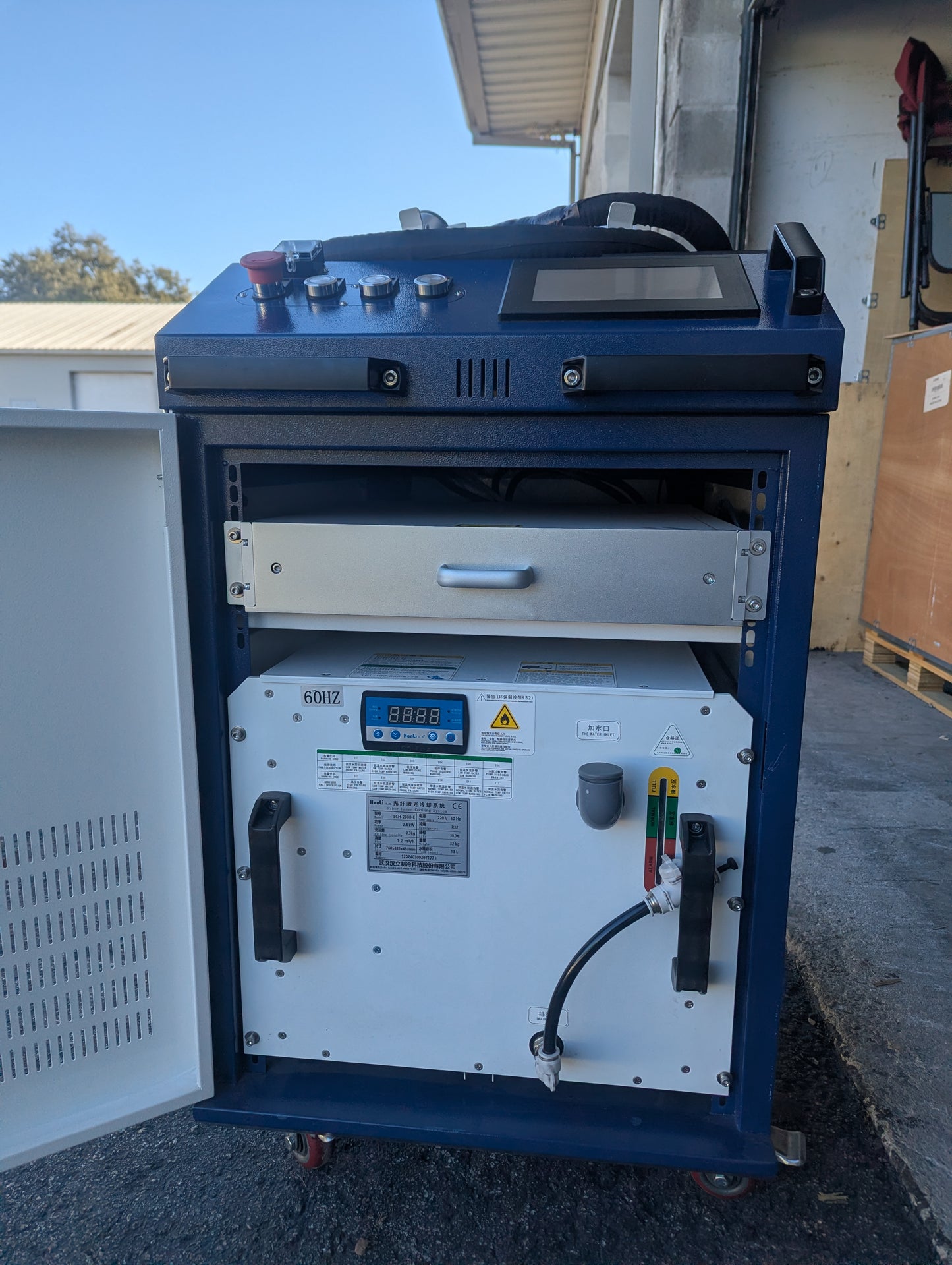 300W Pulse Laser Cleaning Machine For Wood Metal Paint Rust Removal Aluminum Oxidation Water Cooling - Used